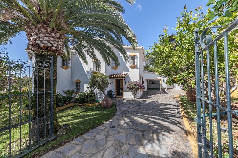 Villa at Guadalmina, Marbella reduced to 699,000 Euros